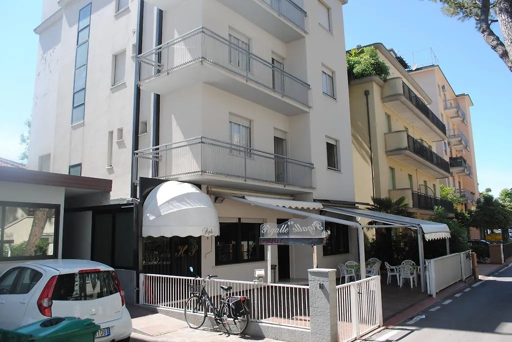 Hotel Pigalle Римини