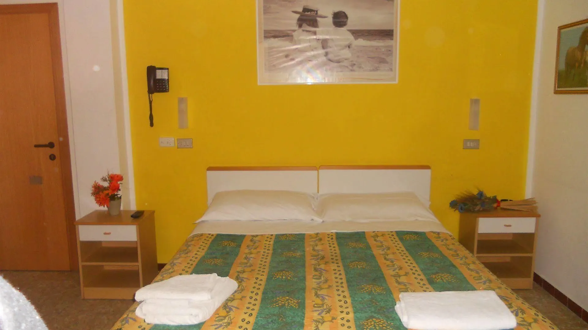 Hotel Pigalle Римини