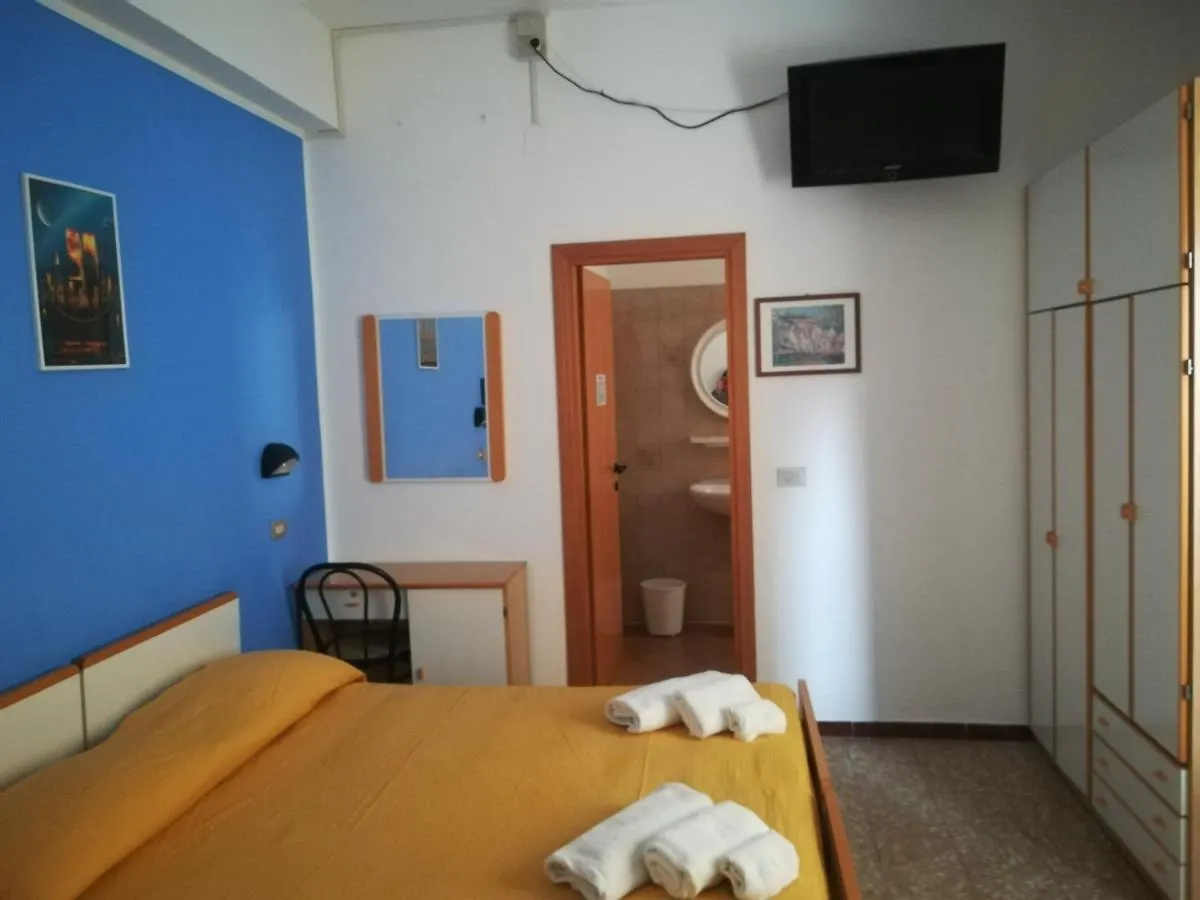 Hotel Pigalle Rimini 0*,